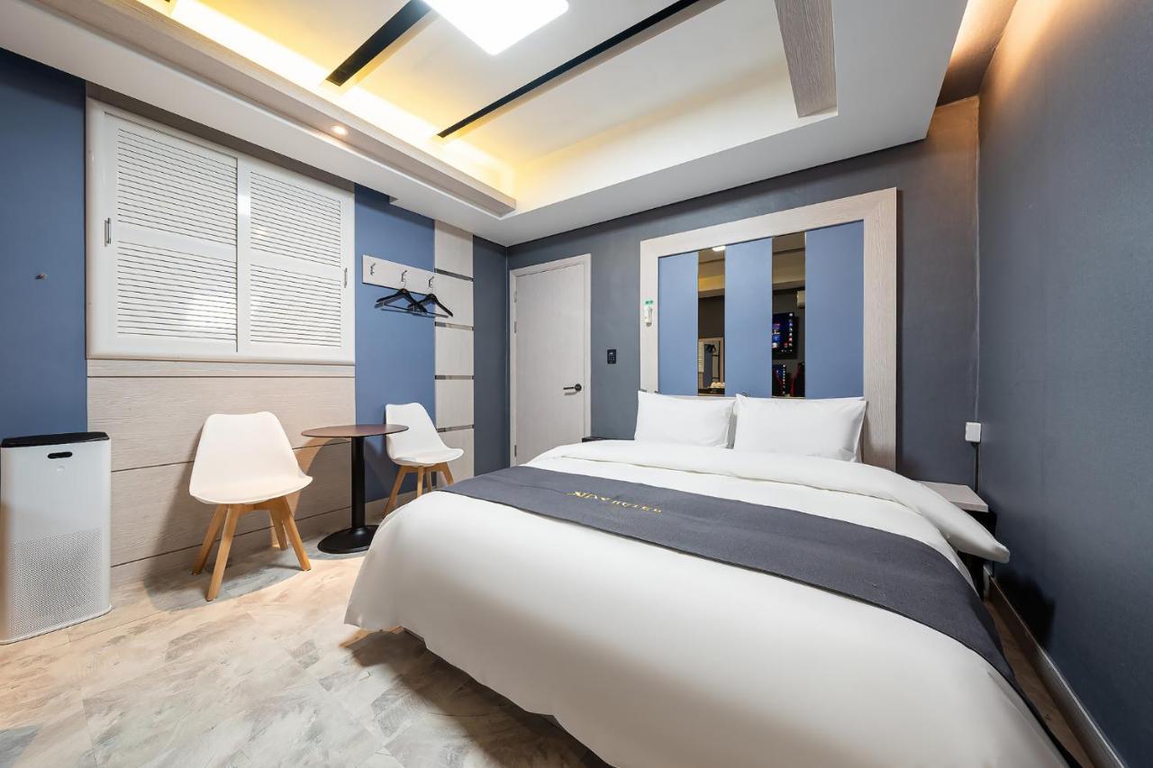 The Nox Hotel スウォン エクステリア 写真