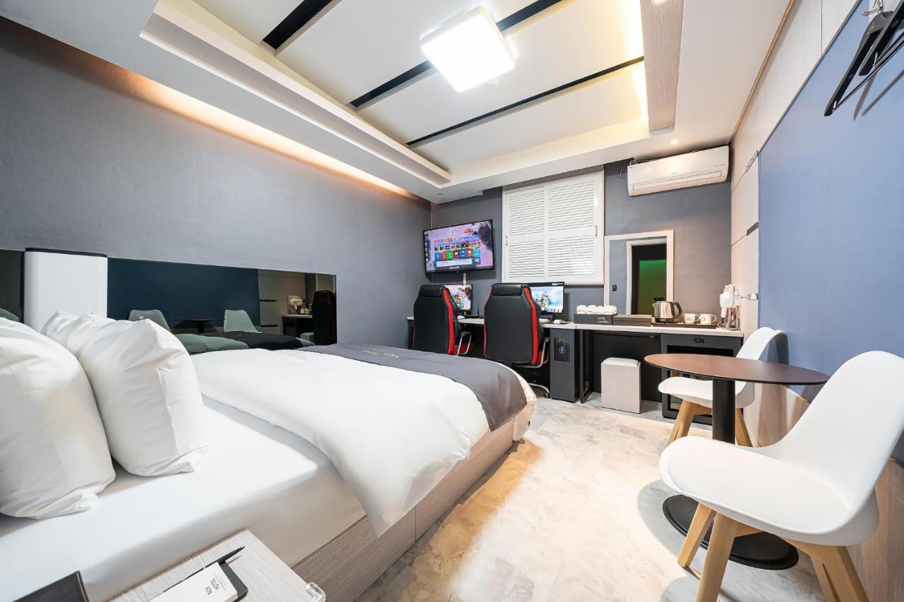 The Nox Hotel スウォン エクステリア 写真