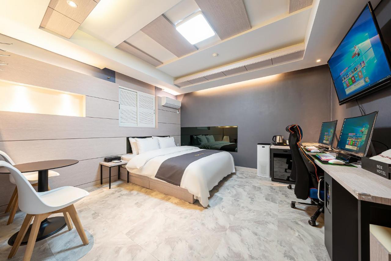 The Nox Hotel スウォン エクステリア 写真